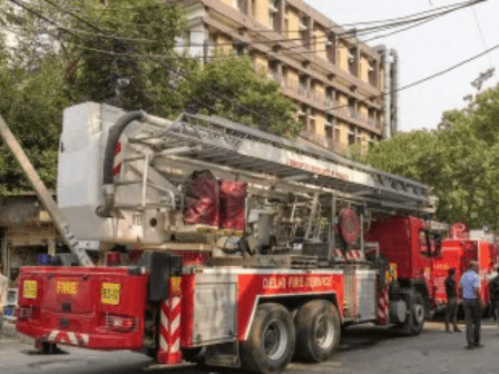 Fire breaks out in Income Tax Department building in Delhi